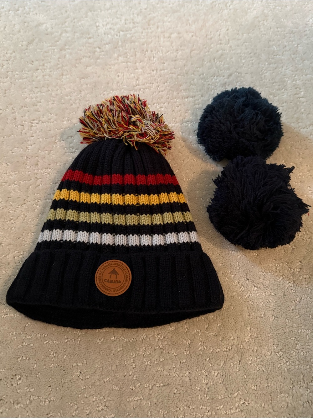 Cabaia Navy Striped Pom Beanie with Extra Pom Poms kids 6-12 Like New